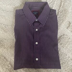 UNTUCKit Men’s dress shirt